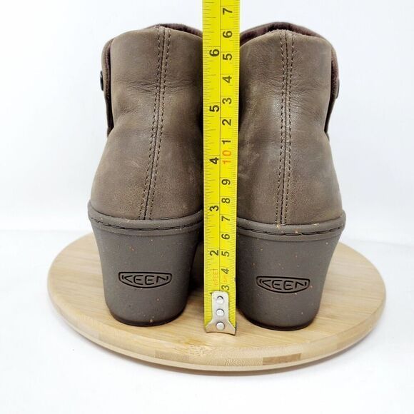 KEEN Akita Ankle Boots Womens 9.5 Brown Leather Wedge Lug Bootie Shoes - Picture 11 of 14